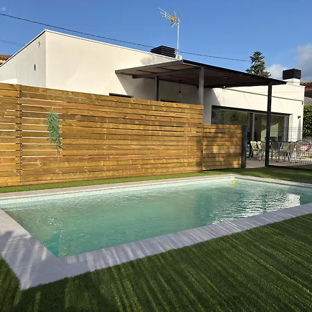 Espectacular Casa En - Costa Brava, Con Piscina *