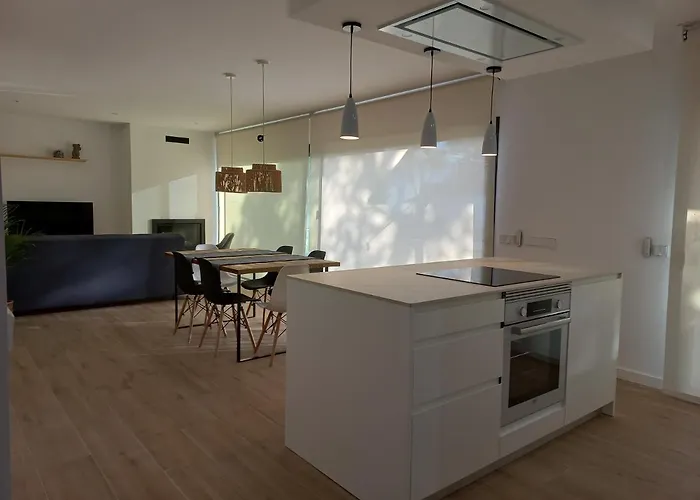 Prázdninový dům Espectacular Casa En - Costa Brava, Con Piscina Llagostera