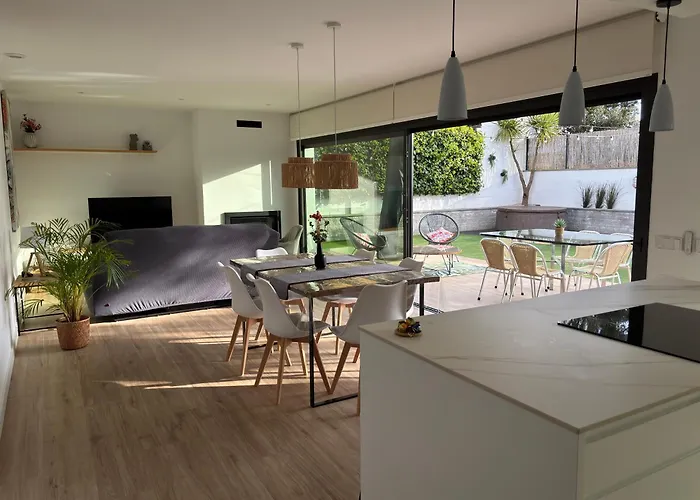 Prázdninový dům Espectacular Casa En - Costa Brava, Con Piscina